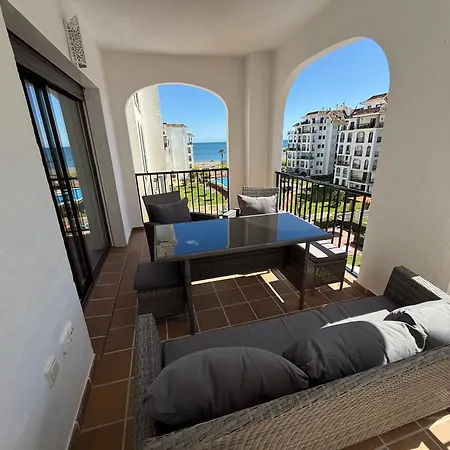 Casablanca Marina Duquesa San Luis de Sabinillas