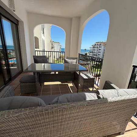 Casablanca Marina Duquesa San Luis de Sabinillas